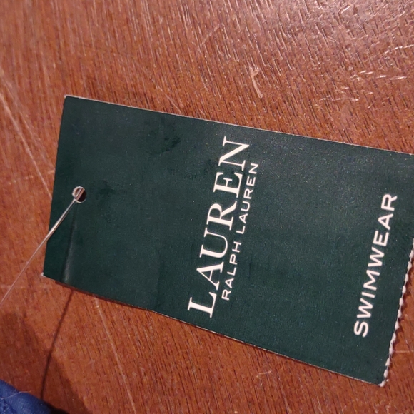 NWT Lauren Ralph Lauren Beach Club Solid Ruffle Underwire Bra Top. Size 16 - Picture 3 of 6